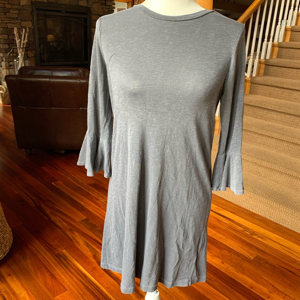 SUNDRY Dress with 3/4 Ruffle Sleeves